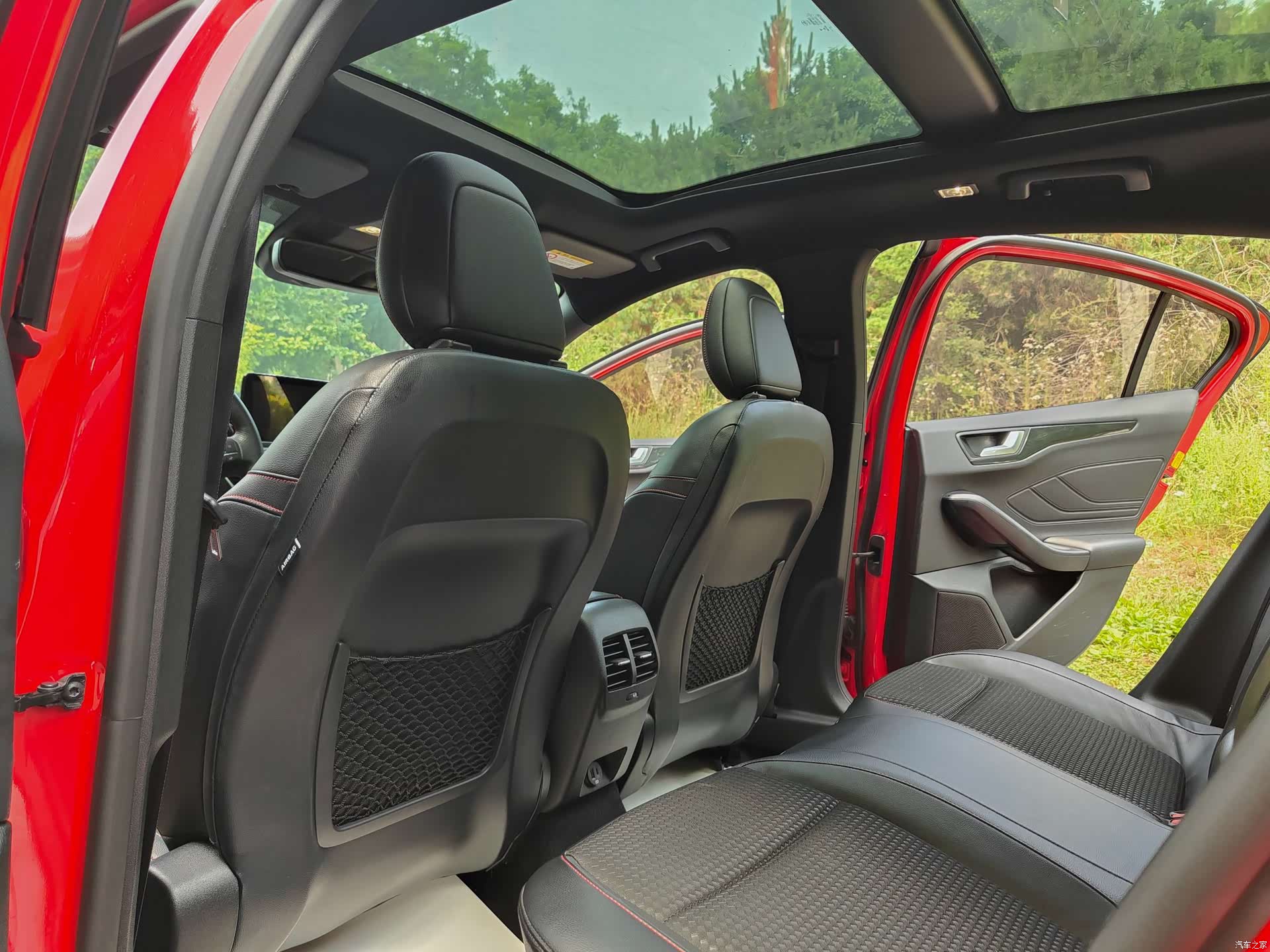 Ford Focus, 2020 6