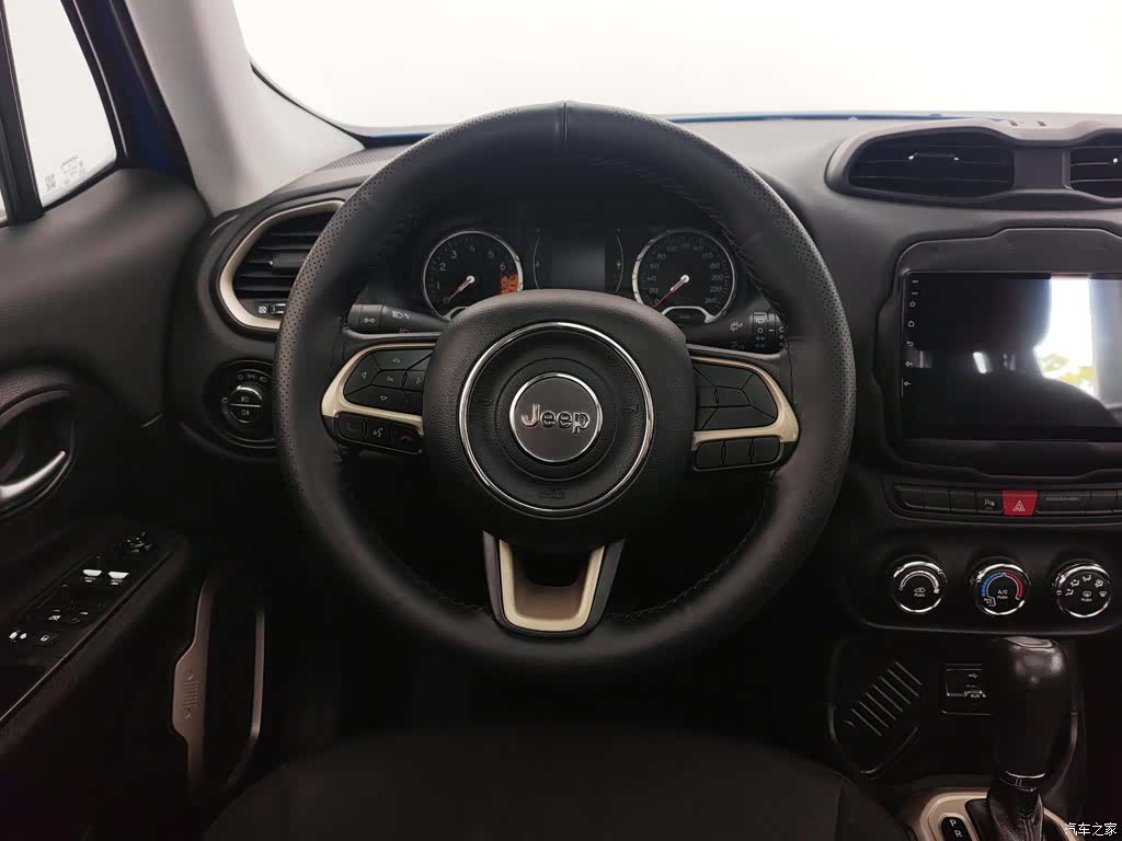 Jeep Renegade, 2018 11