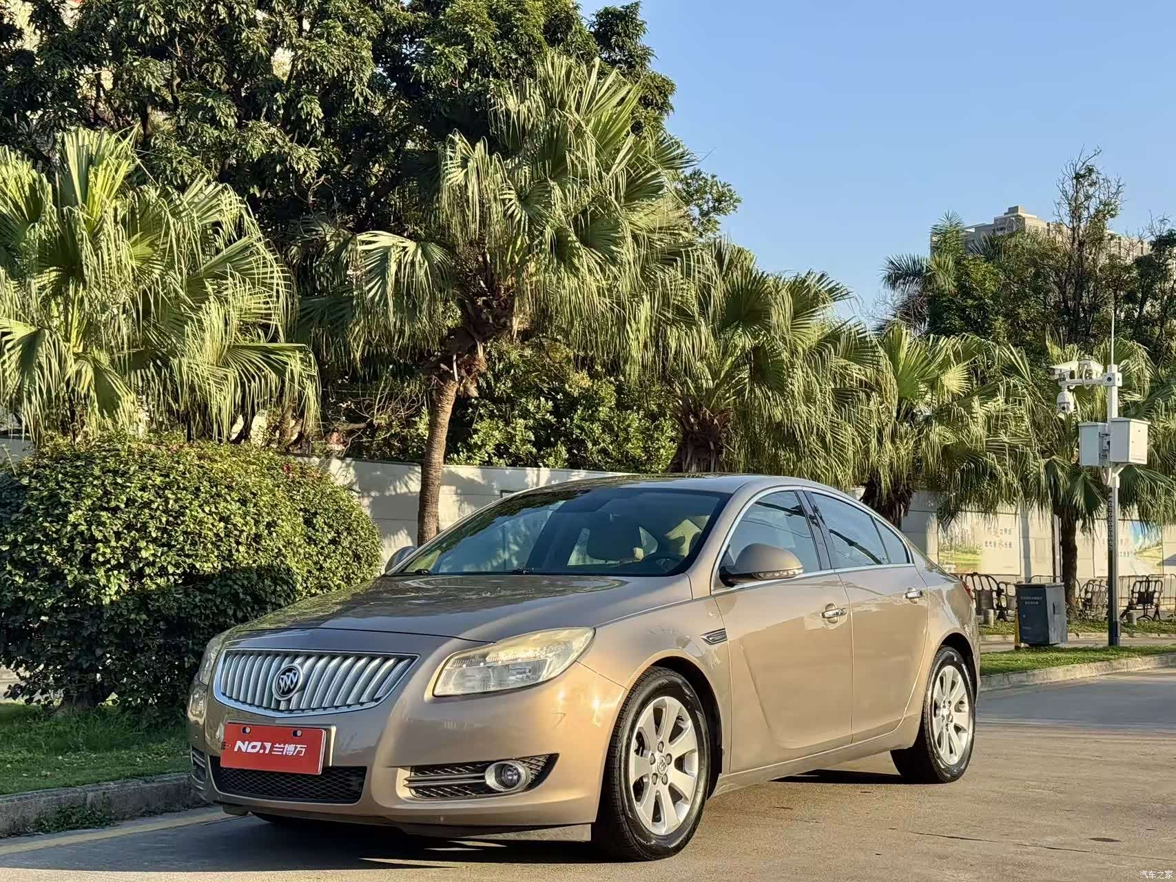 Buick Regal, 2012 1