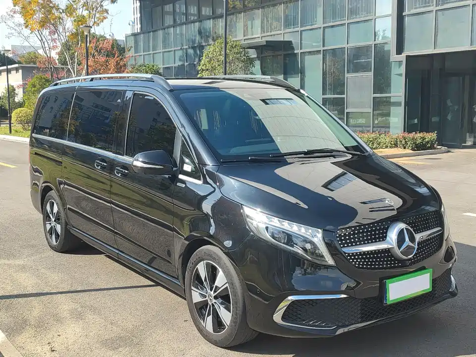 Mercedes-Benz V-class