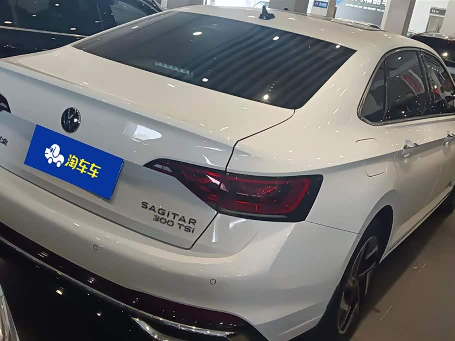 Volkswagen Sagitar