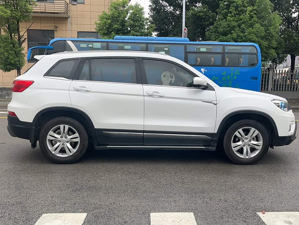 Changan CS75