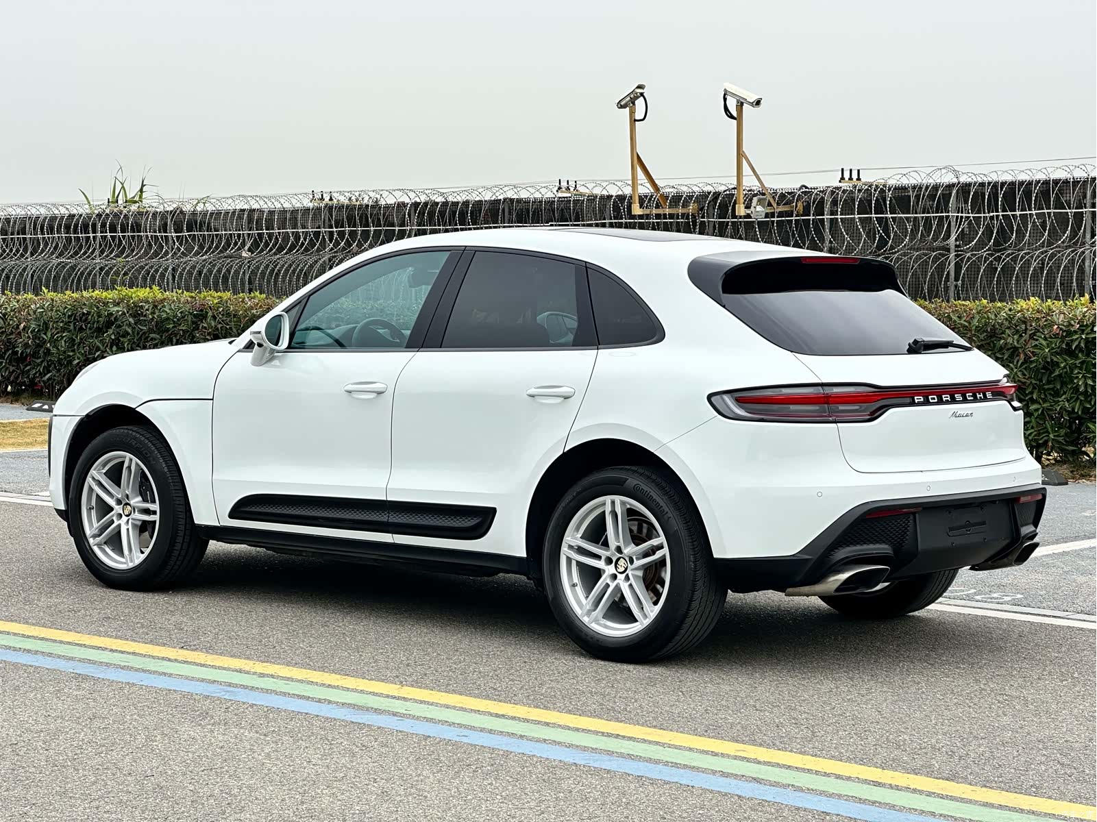 Porsche Macan, 2024 все фото