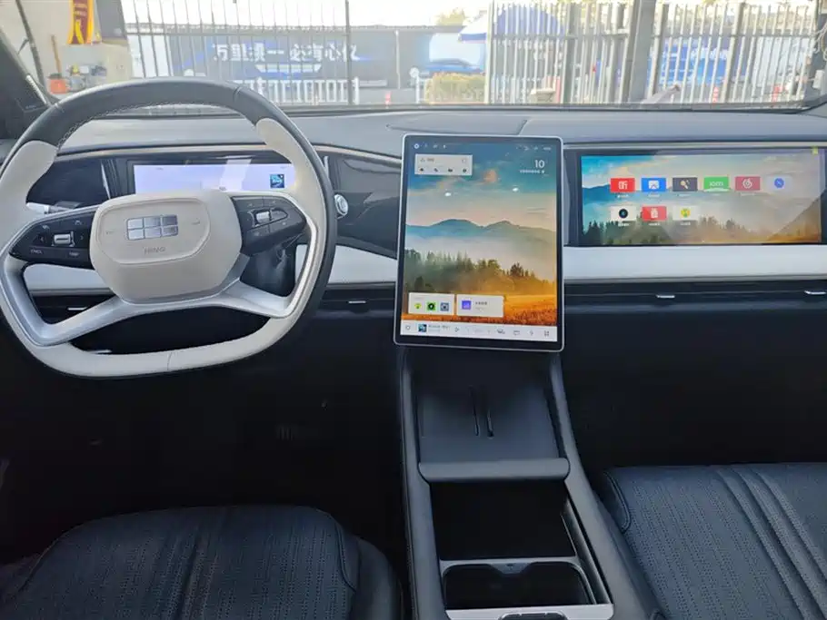 Geely Galaxy Galaxy L7