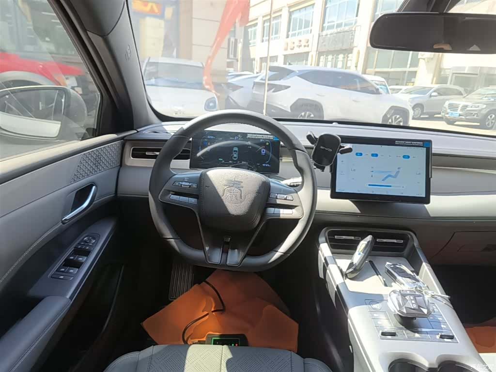 BYD Qin, 2025 11