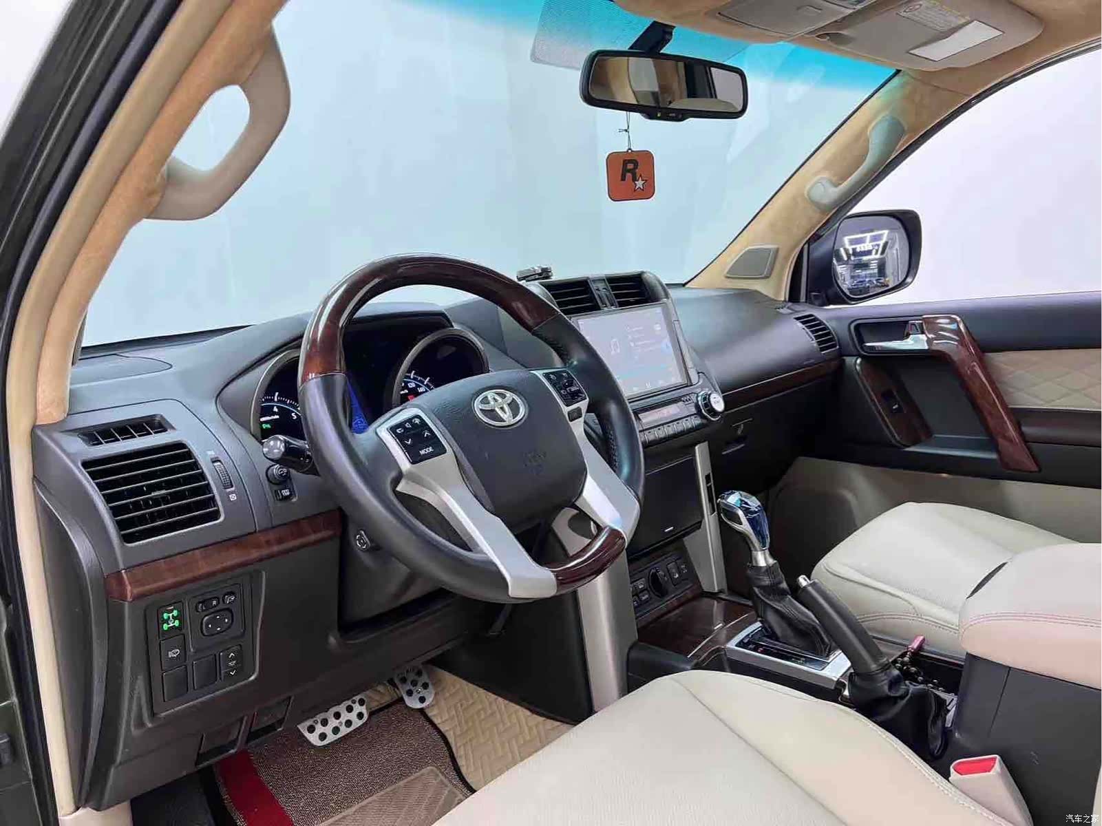 Toyota Prado, 2012 7