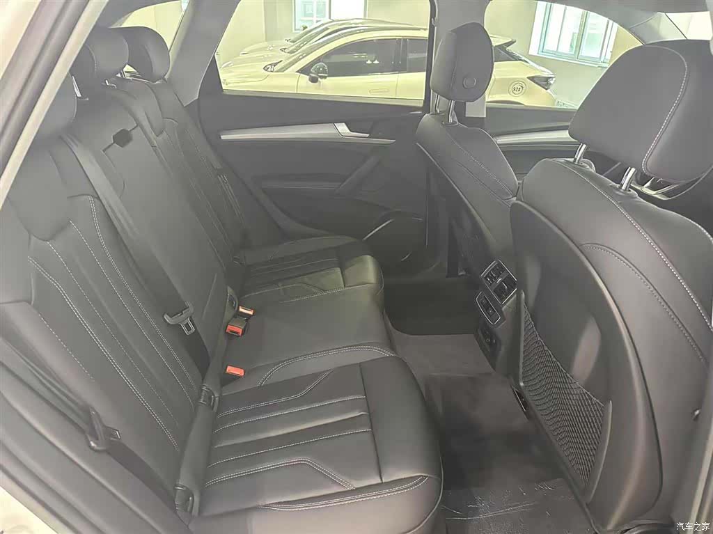Audi Q5L, 2022 8