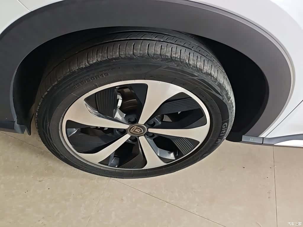 BYD Song, 2023 23