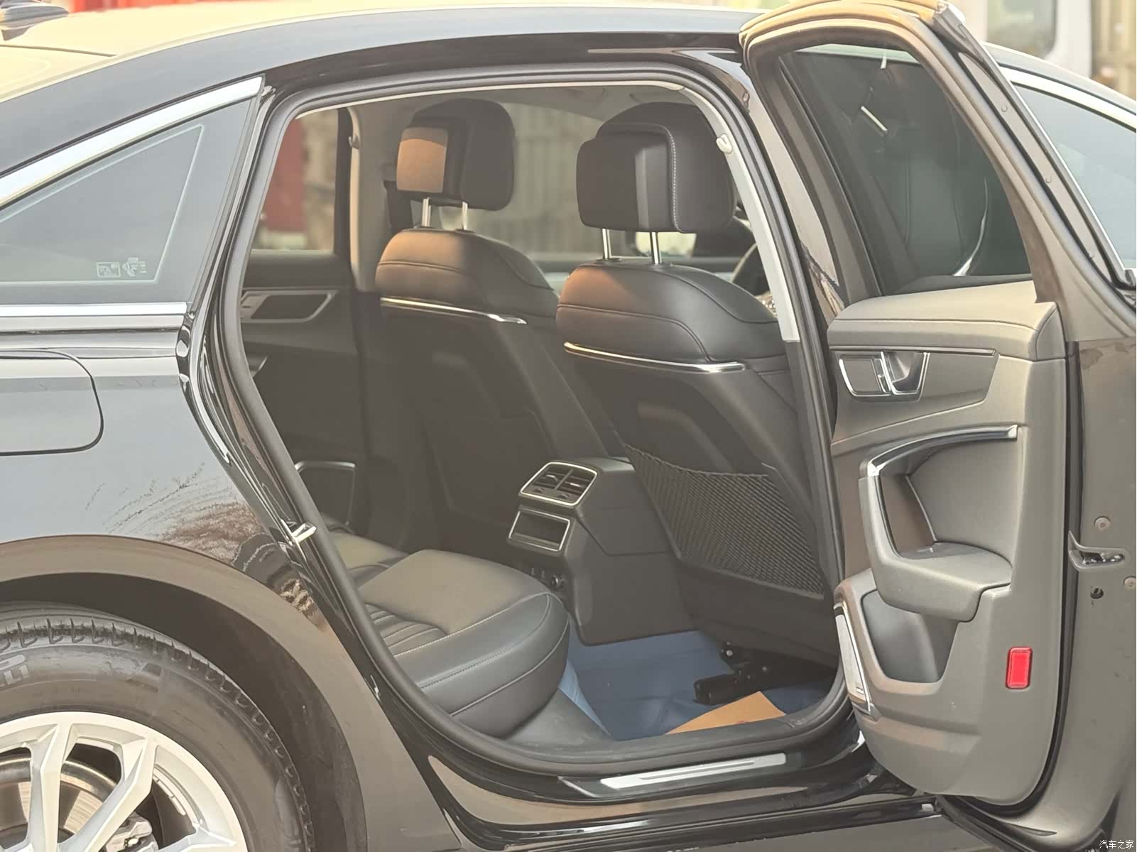 Audi A6L, 2024 6