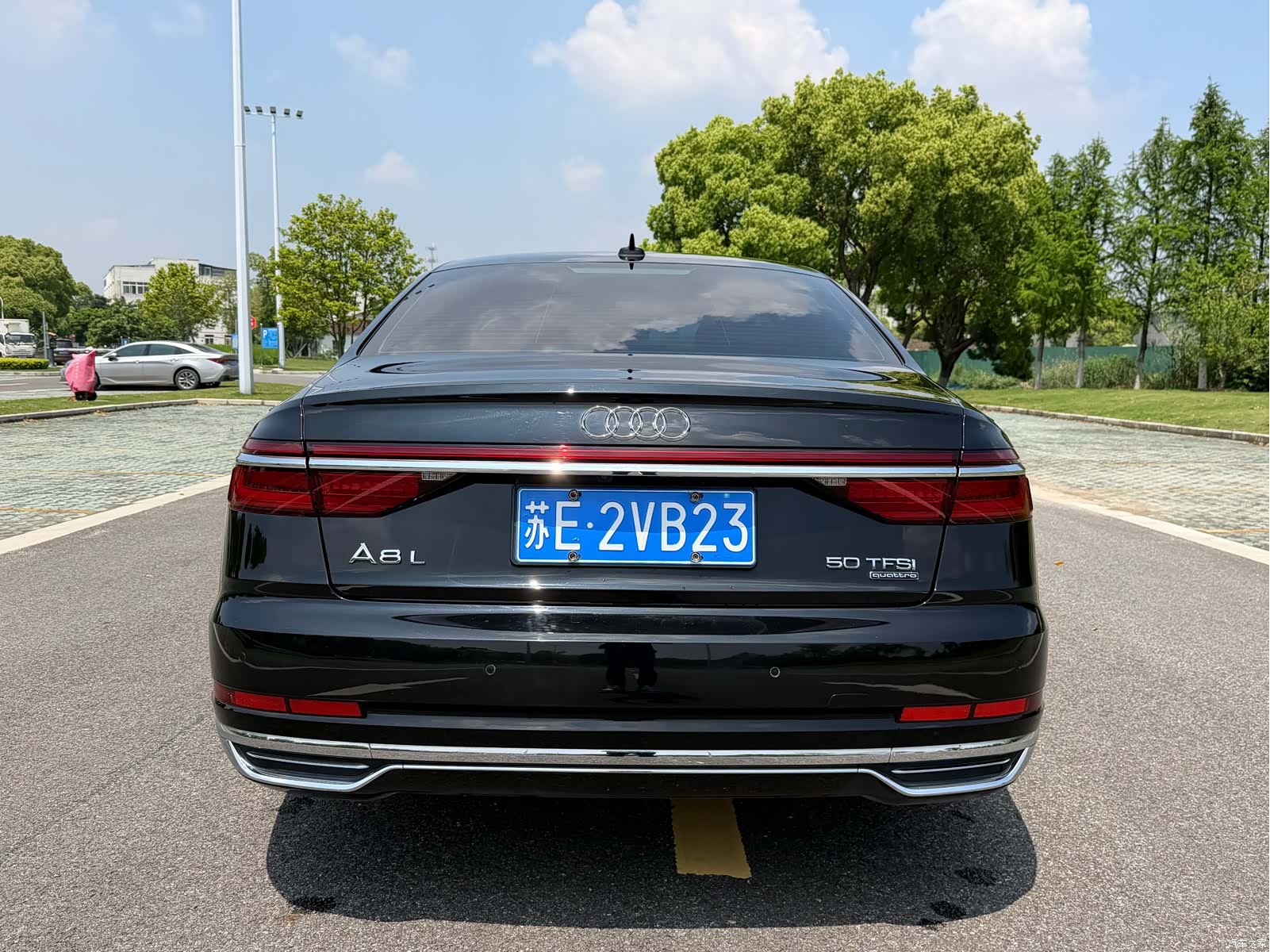 Audi A8L, 2020 11