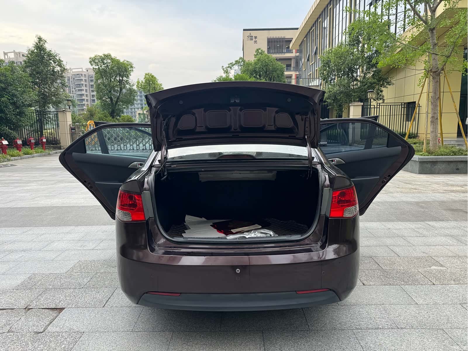 Kia GL, 2010 12