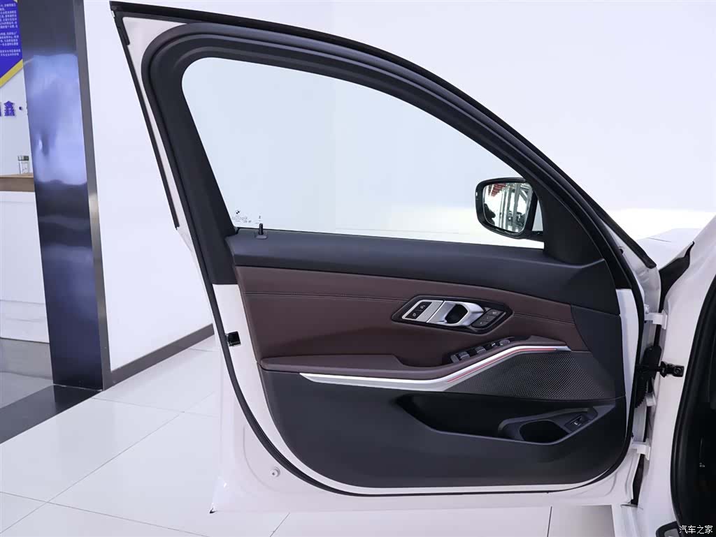 BMW 3 Series, 2023 18