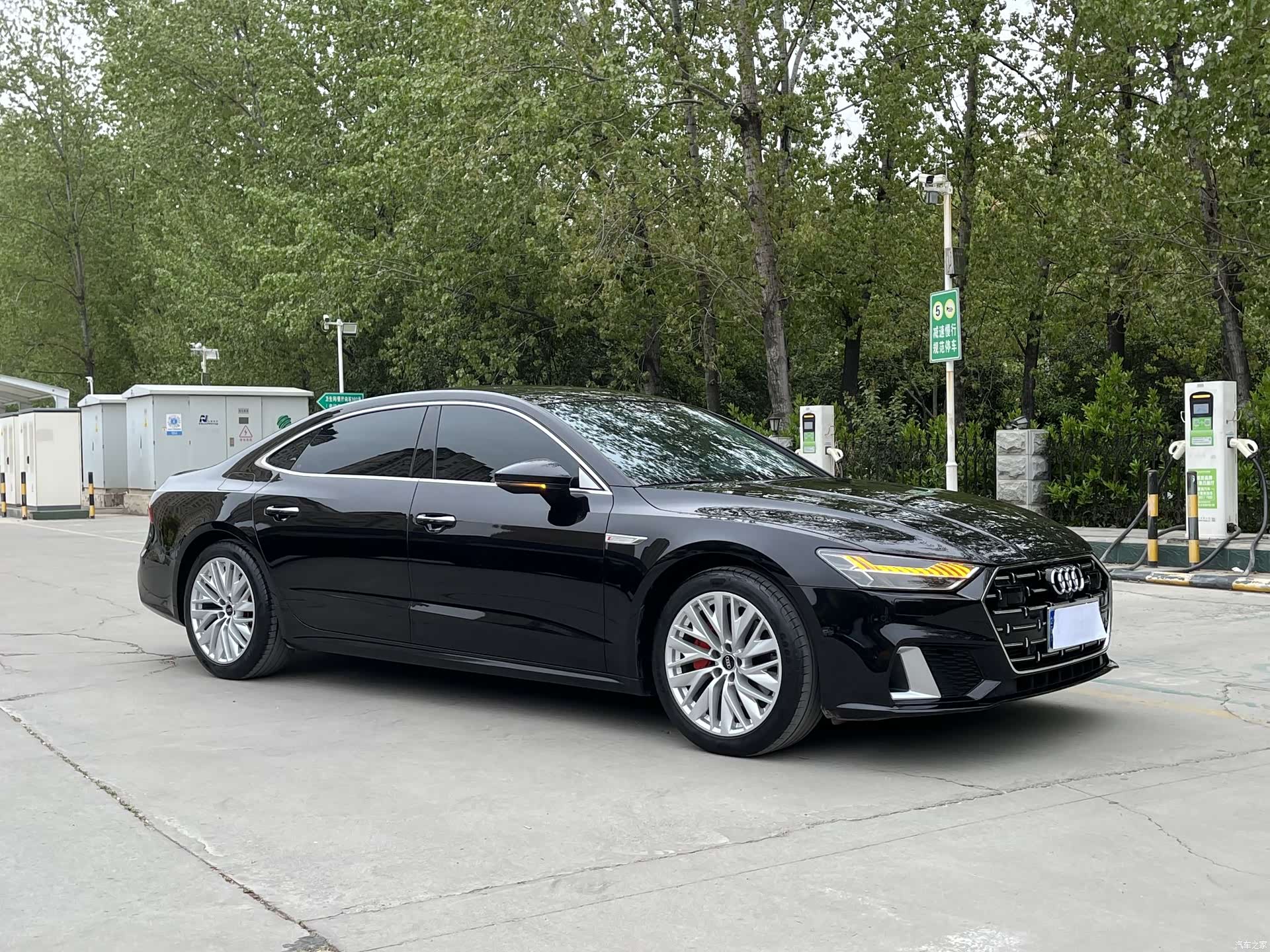 Audi A7L, 2024 11