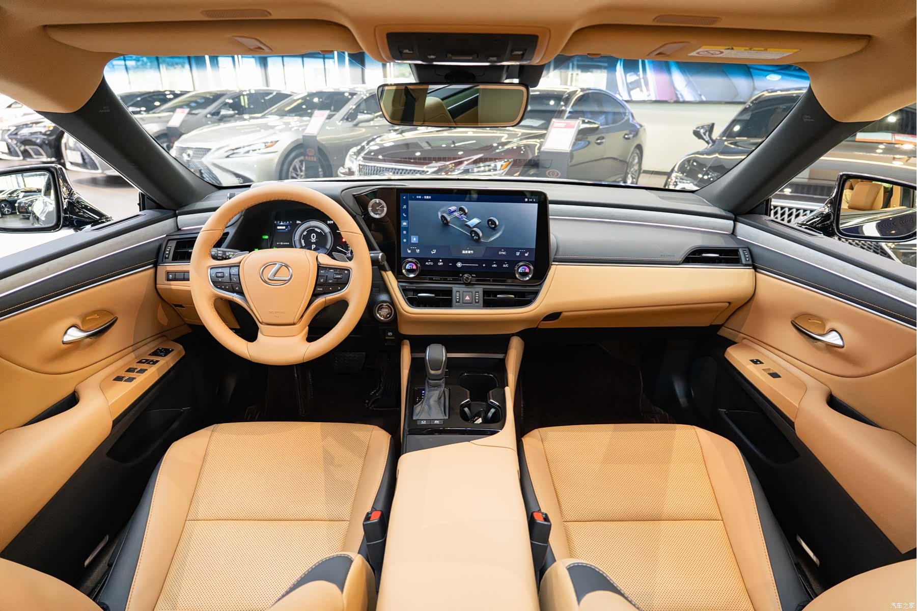 Lexus ES, 2025 13