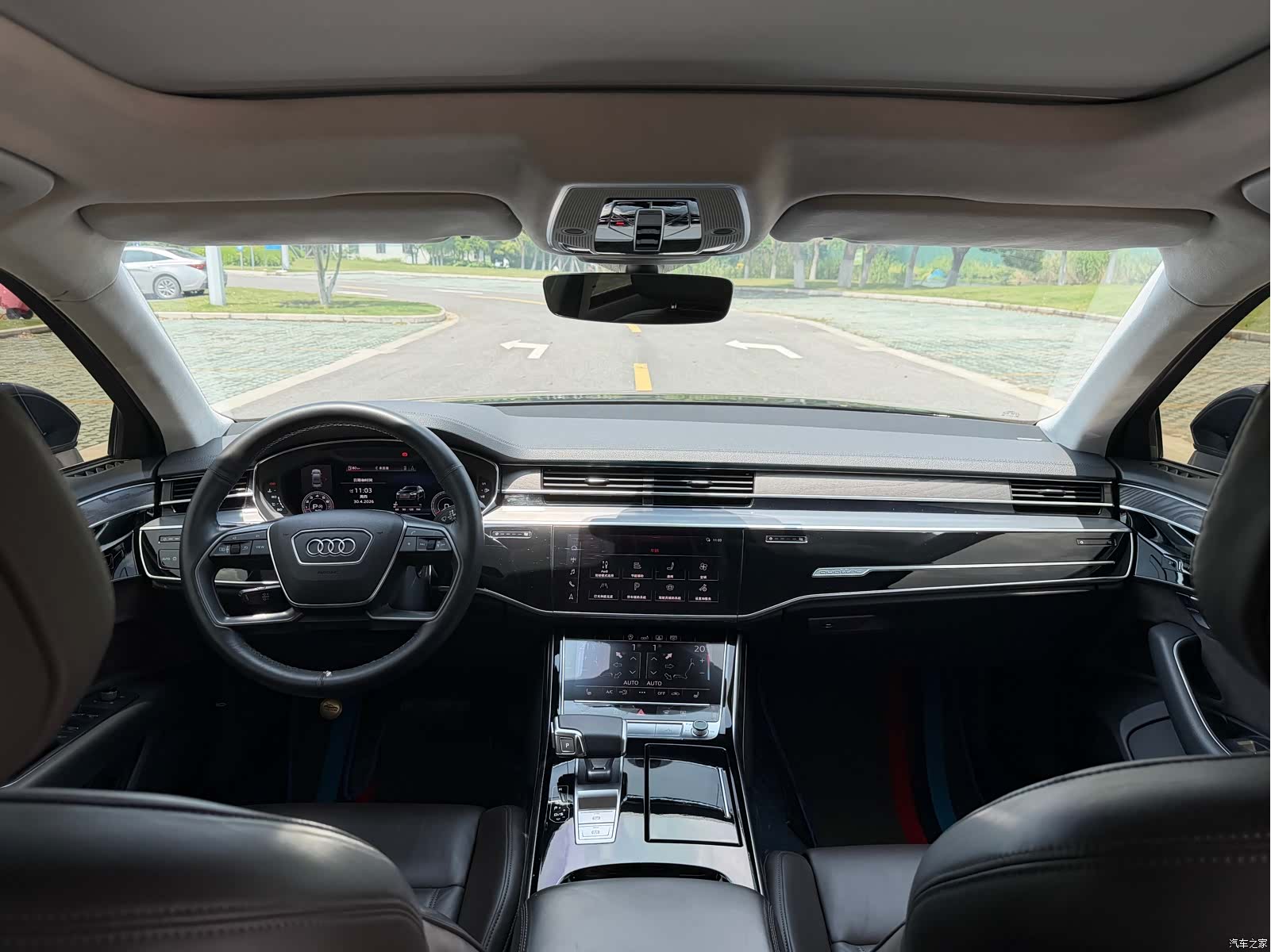 Audi A8L, 2020 все фото