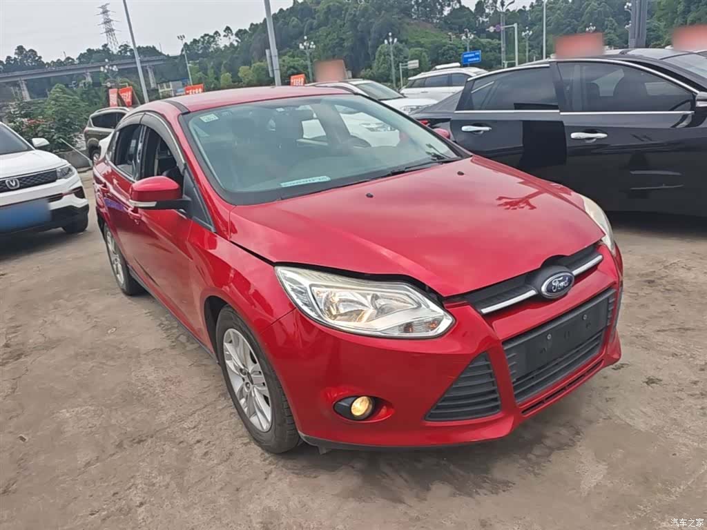 Ford Focus, 2015 4