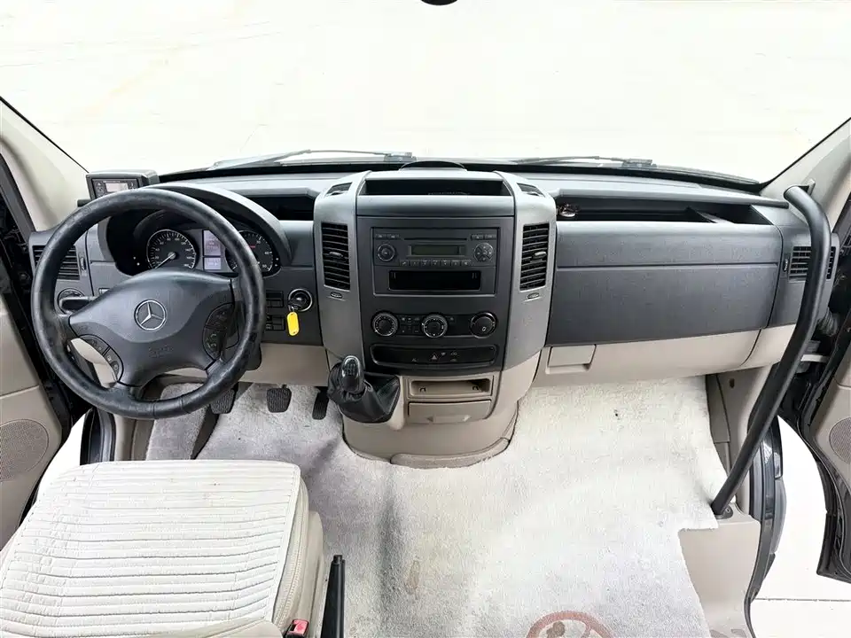 Mercedes-Benz Lingte