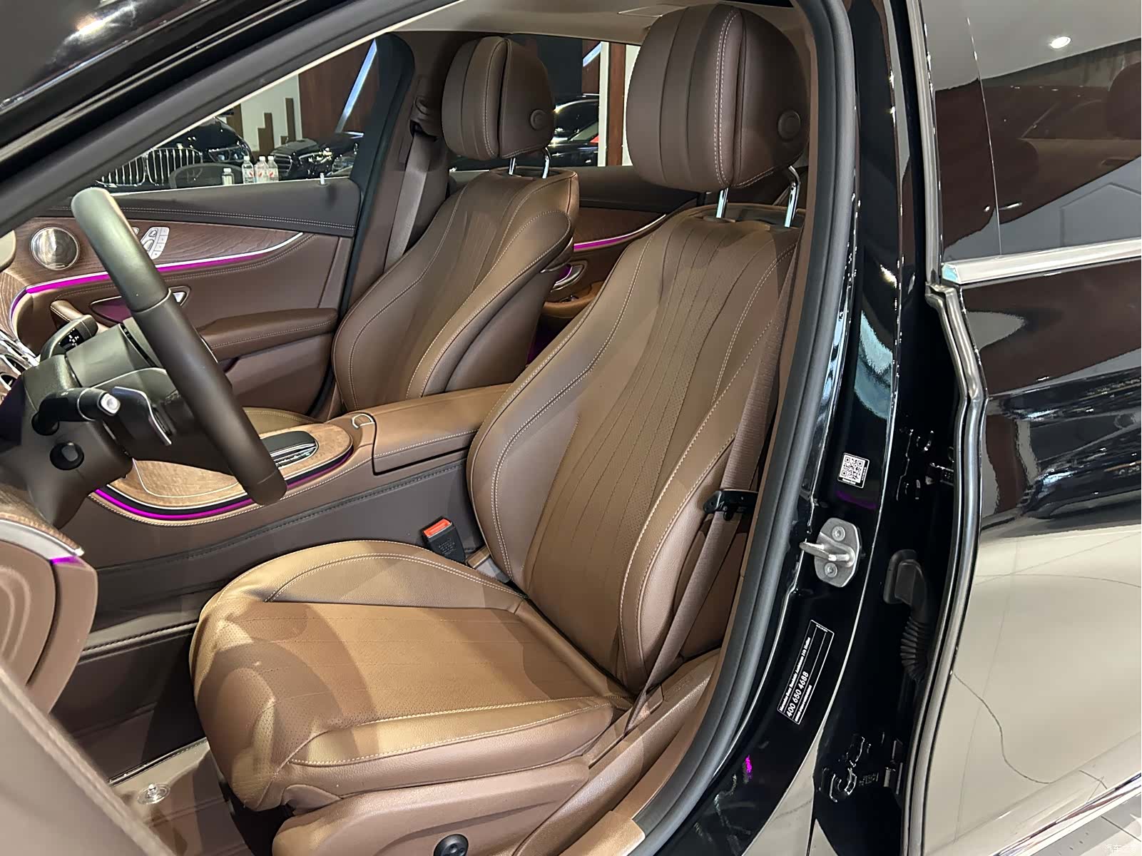 Mercedes-Benz E-Class, 2023 12