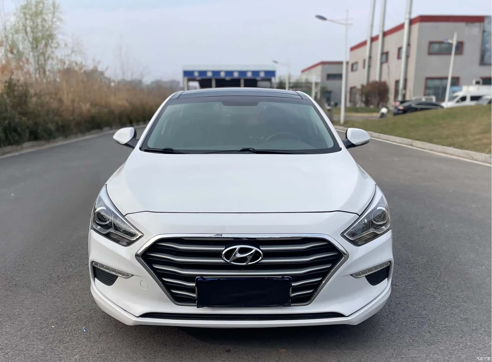 Hyundai DLX, 2016 2