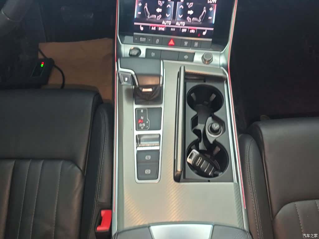Audi A6L, 2022 14