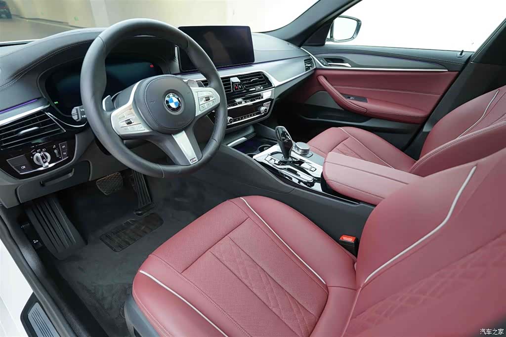 BMW 5 Series, 2024 10