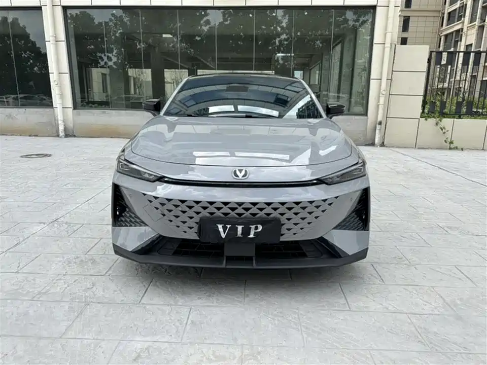 Changan UNI-V