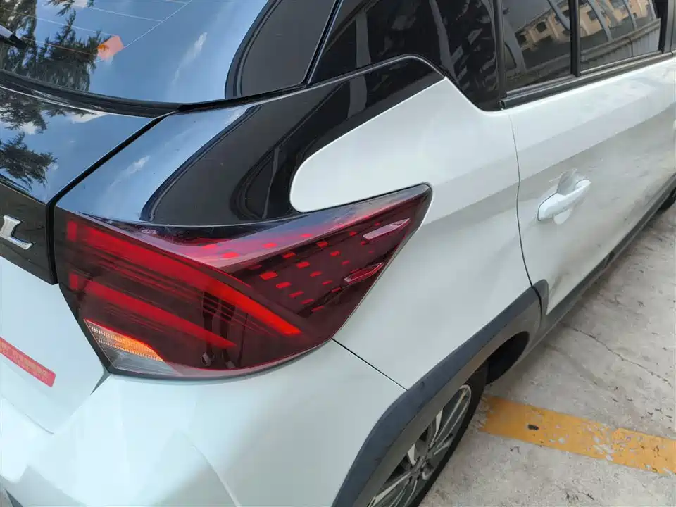 Toyota YARiS L Zhixuan