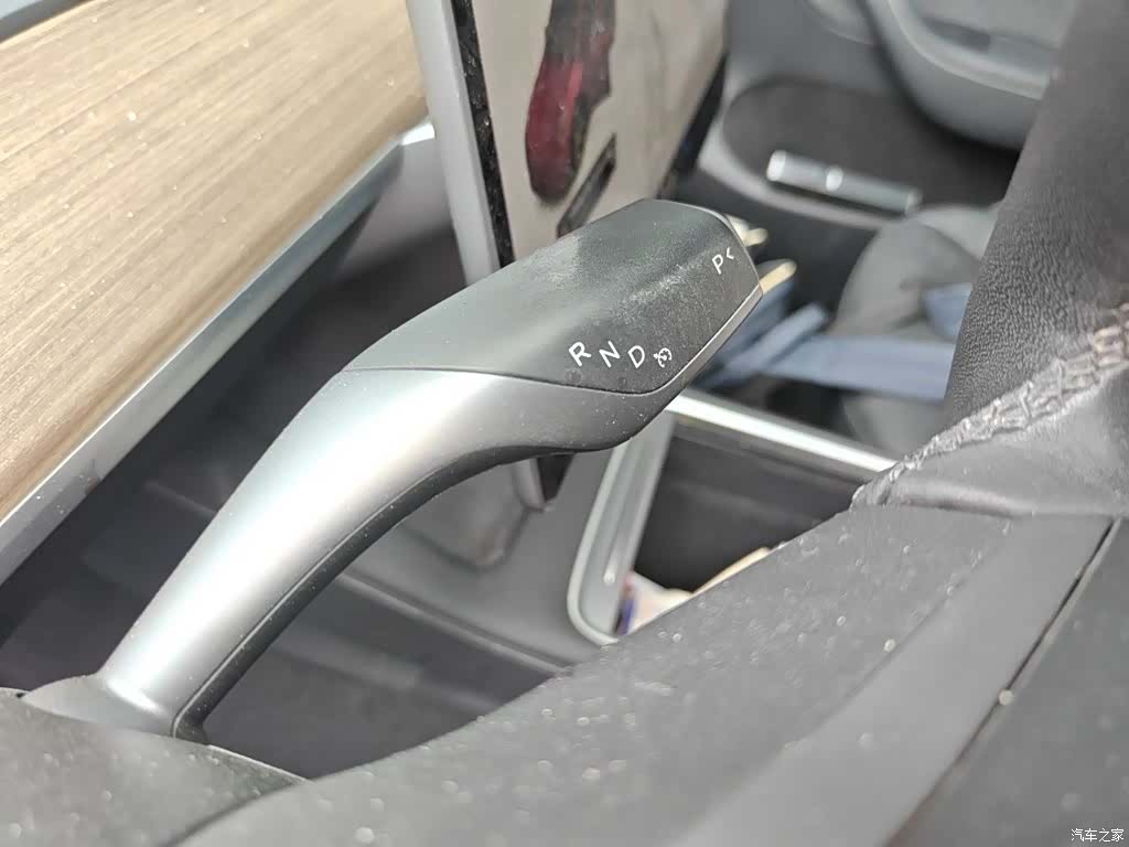 Tesla Model Y, 2021 7