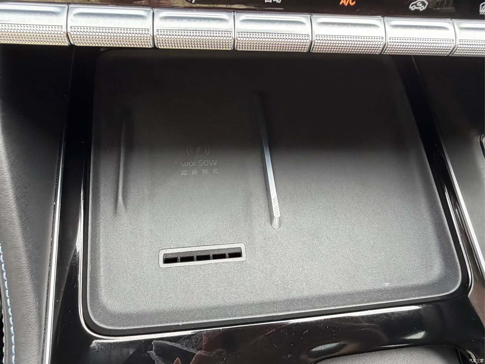Geely Preface, 2025 18