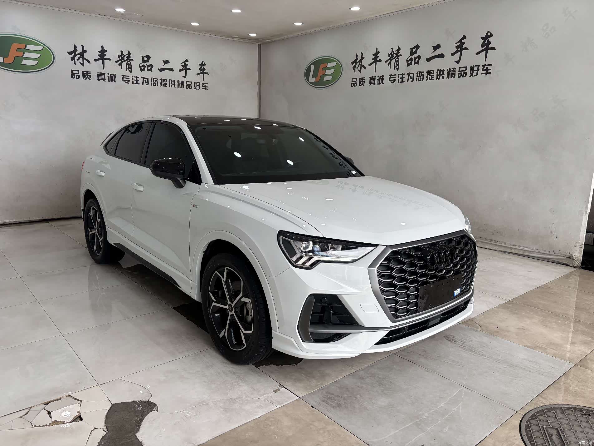 Audi Q3, 2025 4