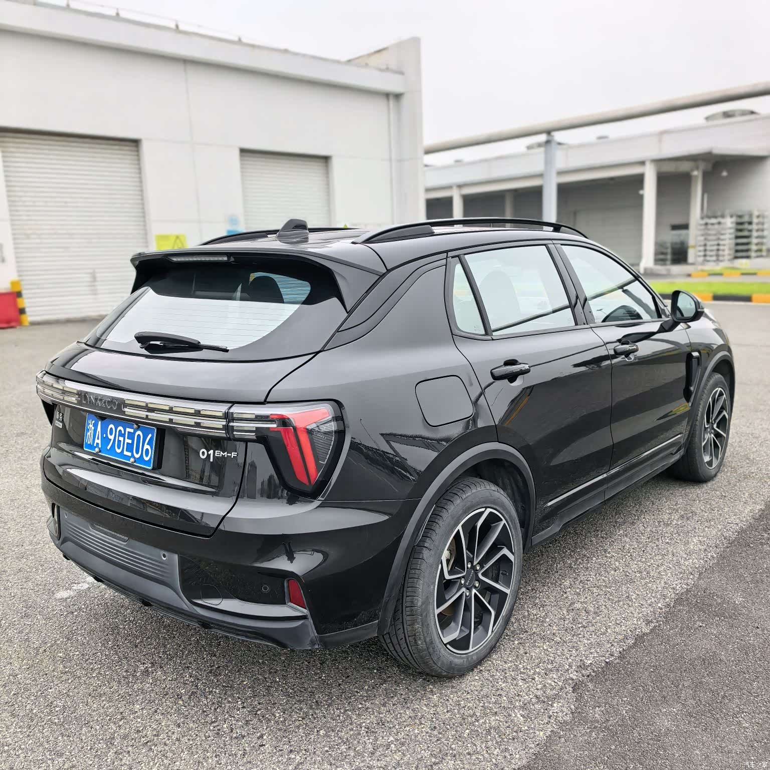 Lynk & Co 01, 2023 все фото