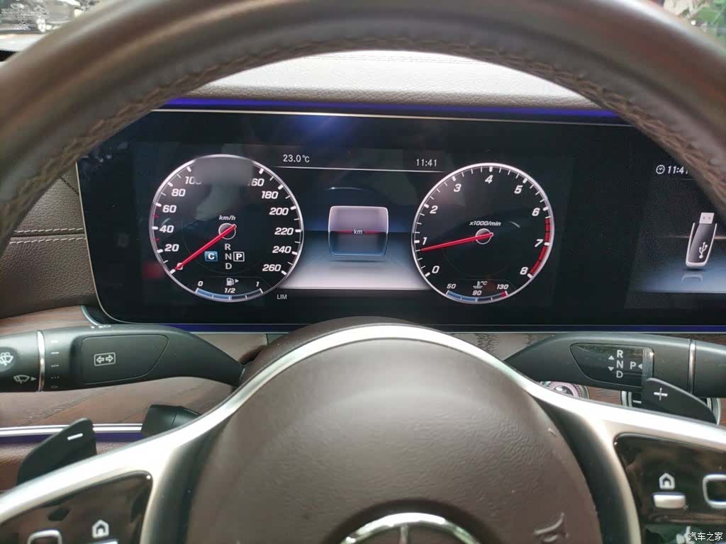 Mercedes-Benz E-Class, 2020 4