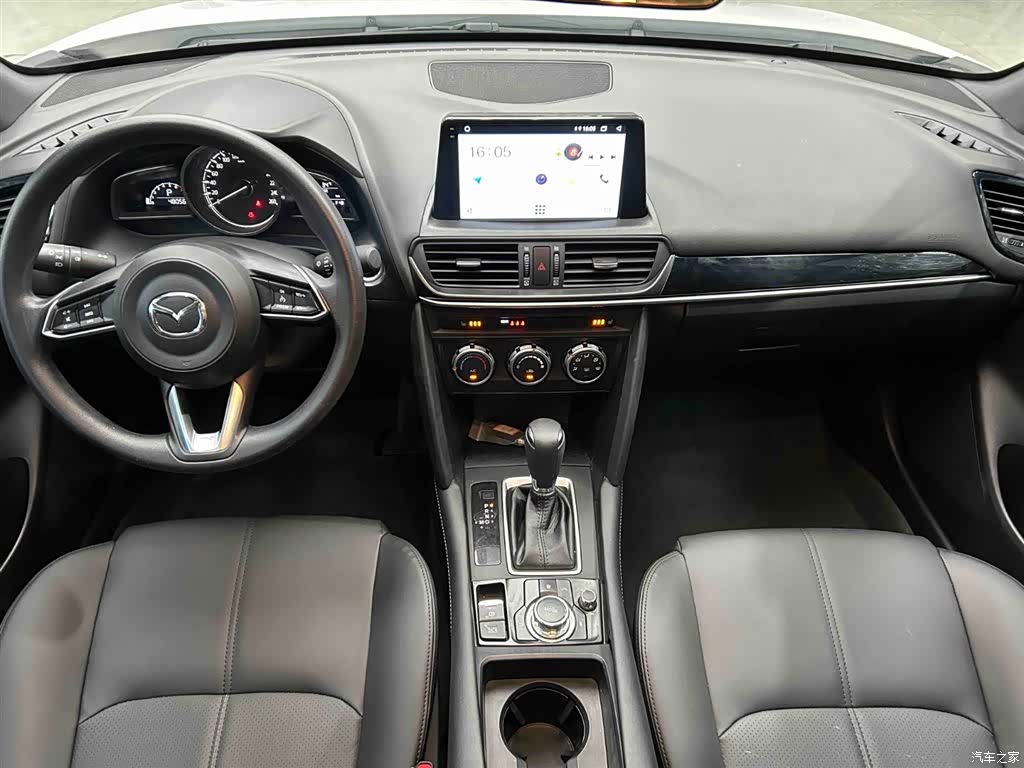 Mazda CX-4, 2023 2