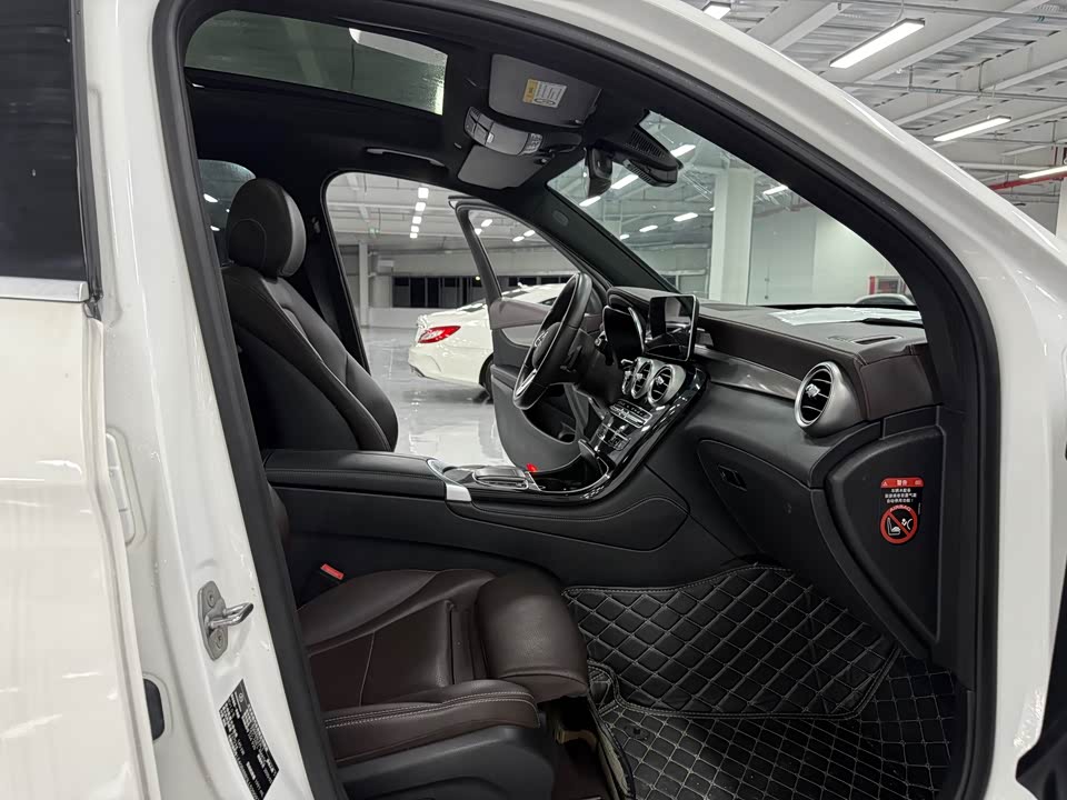 Mercedes-Benz GLC Mercedes-Benz GLC