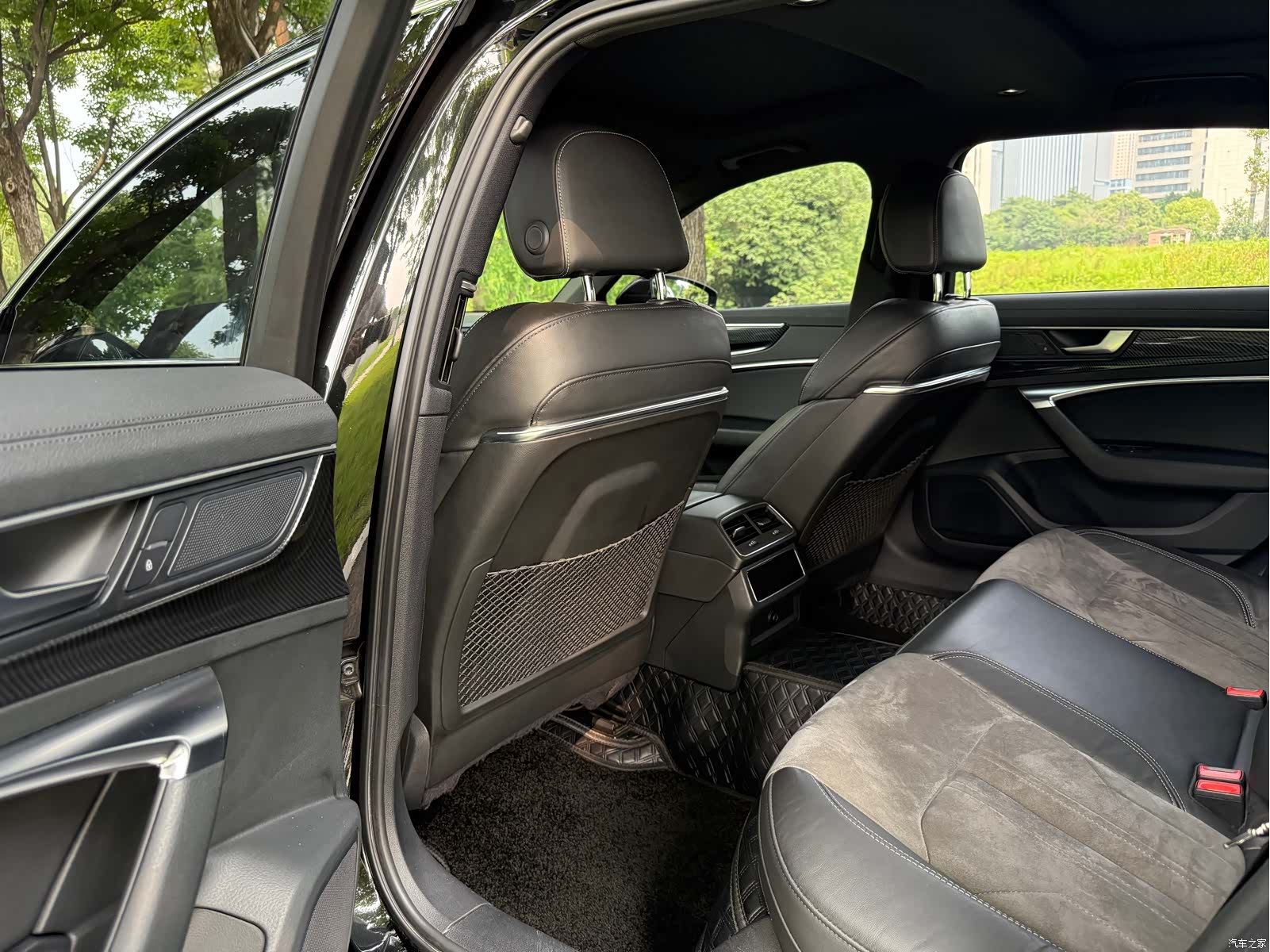 Audi A6L, 2020 11
