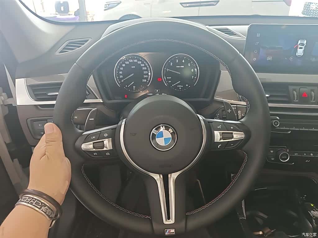 BMW X1, 2018 11