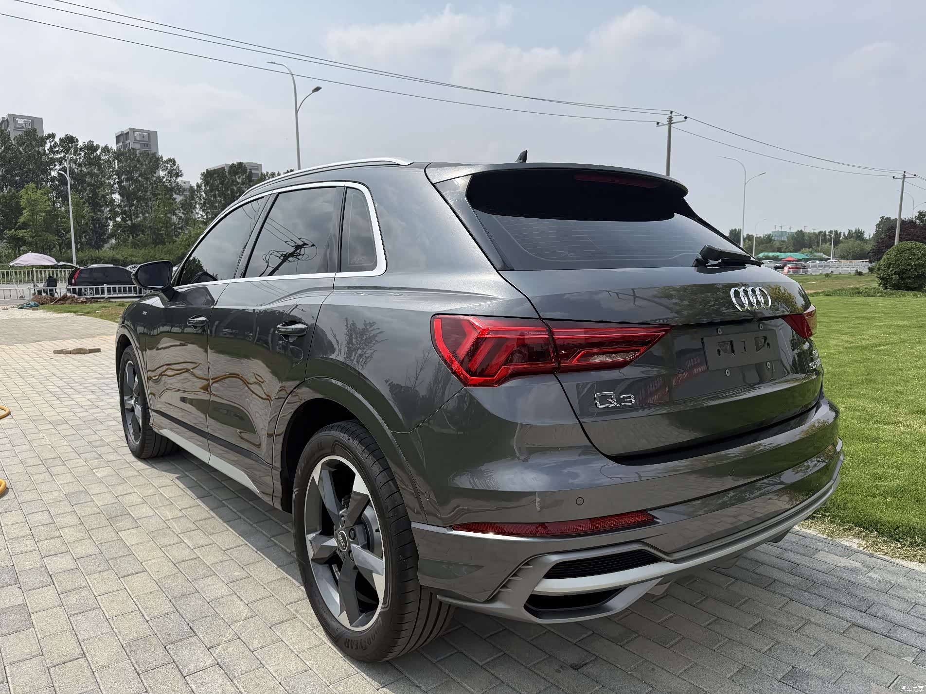 Audi Q3, 2023 4