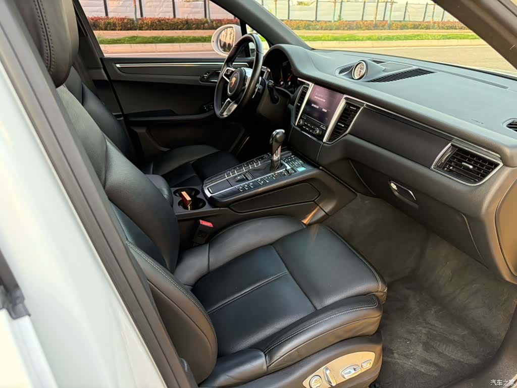 Porsche Macan, 2017 10