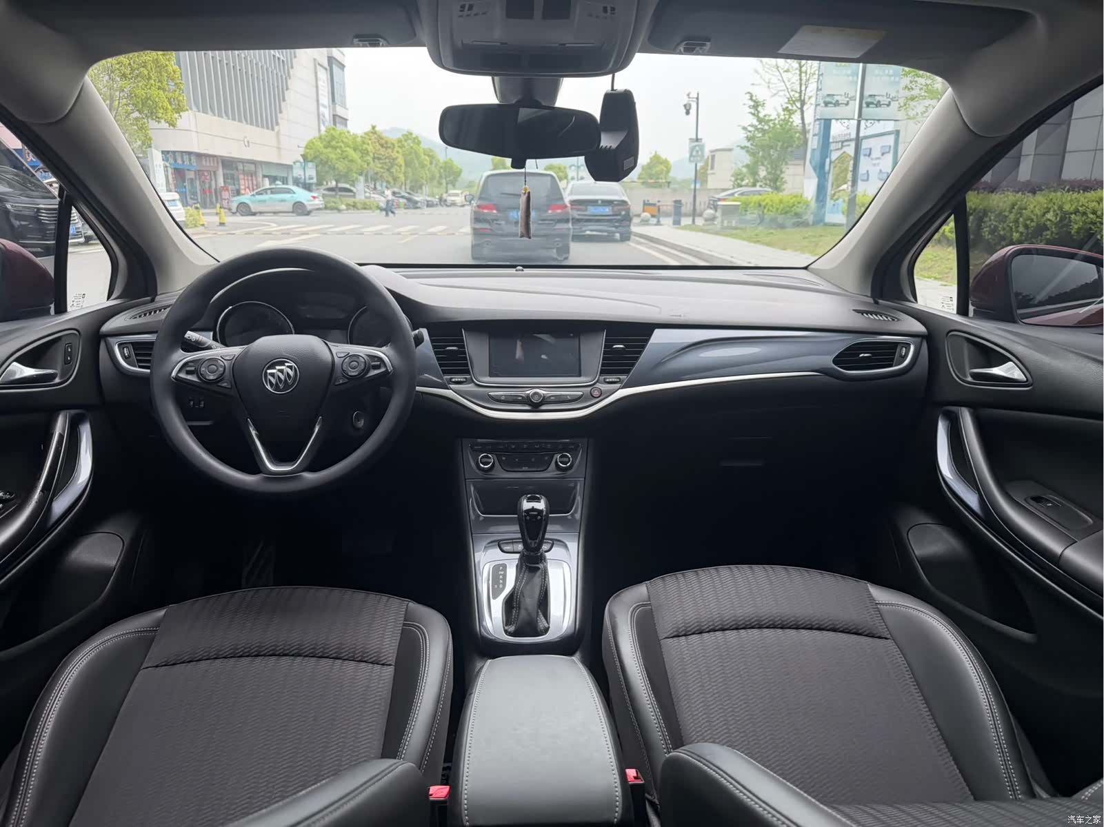 Buick Verano, 2019 15