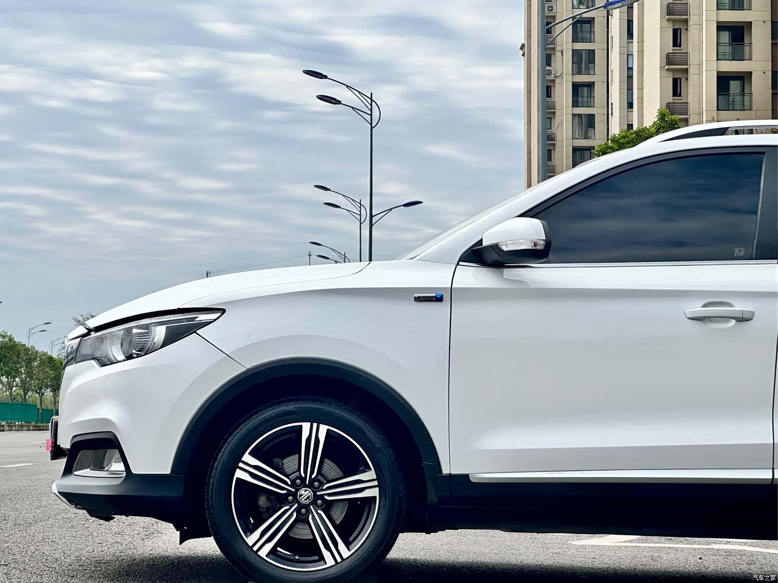 MG ZS, 2019 8