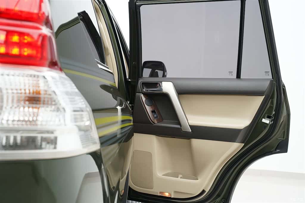 Toyota Prado, 2011 30