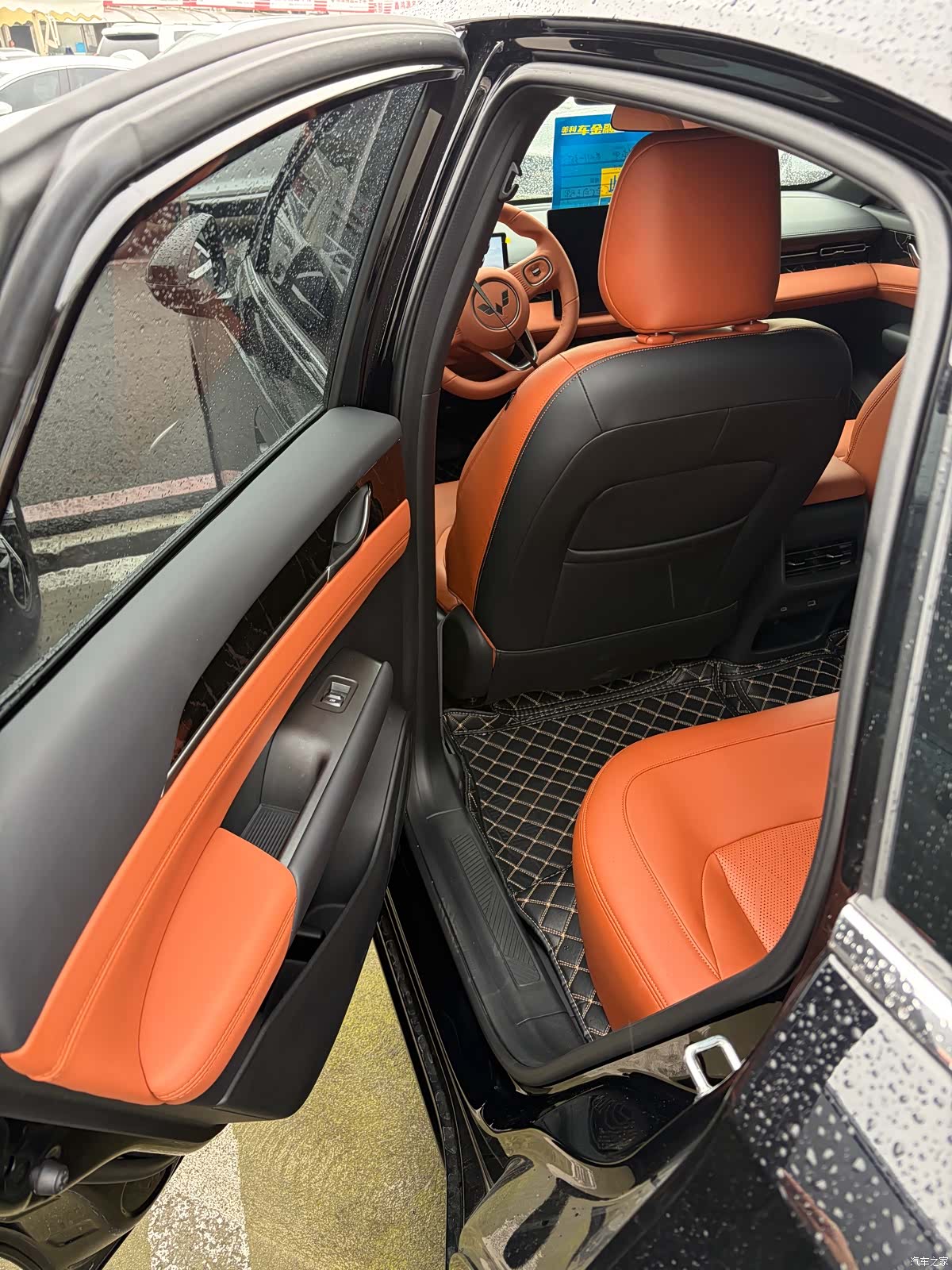 Wuling Starlight, 2025 13