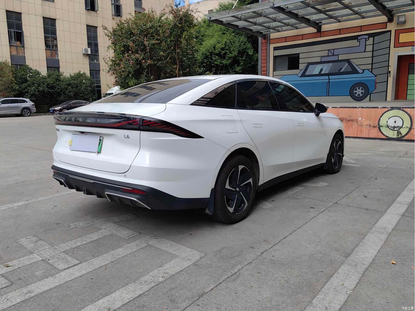 Geely Galaxy L6, 2024 15
