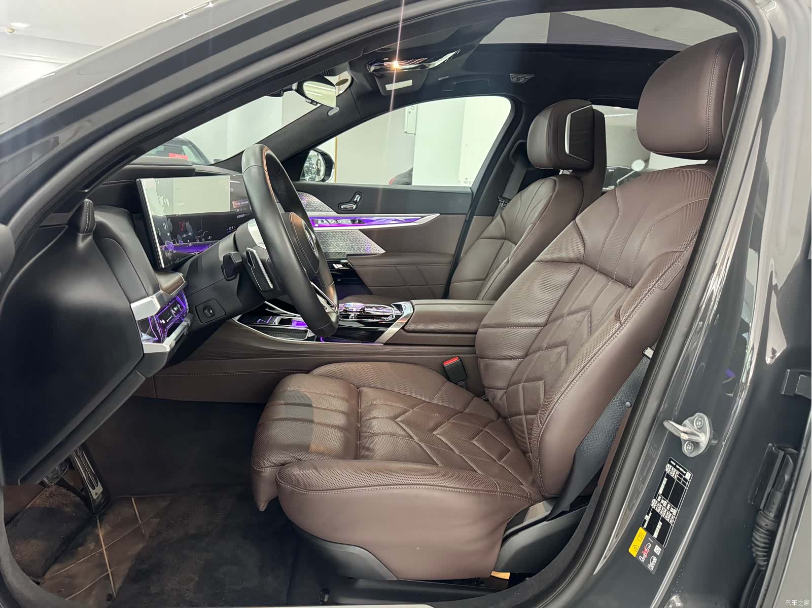 BMW i7, 2024 20