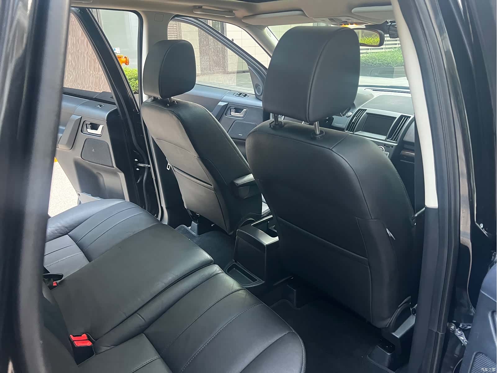 Land Rover Si4, 2015 23