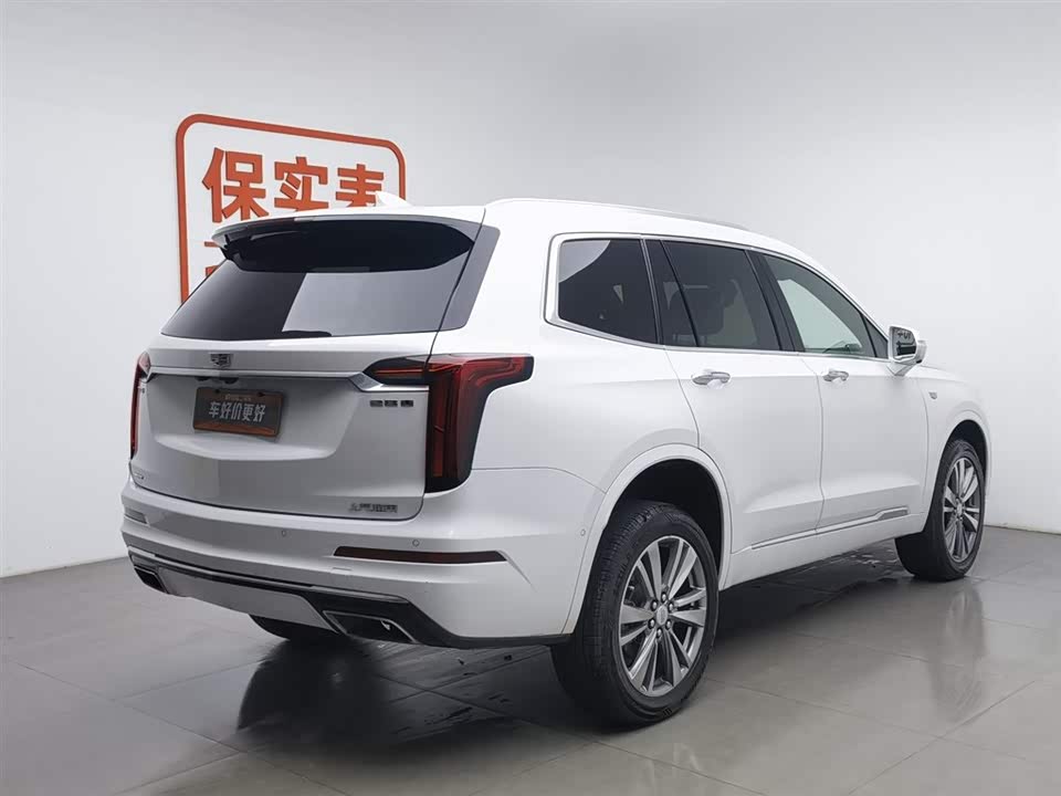 Cadillac XT6
