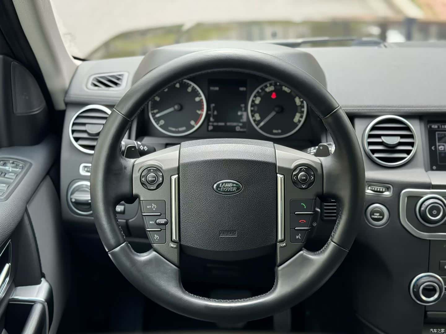 Land Rover Discovery, 2016 3