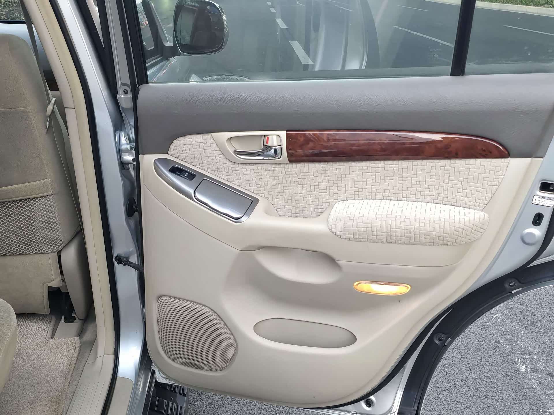 Toyota Prado, 2005 6