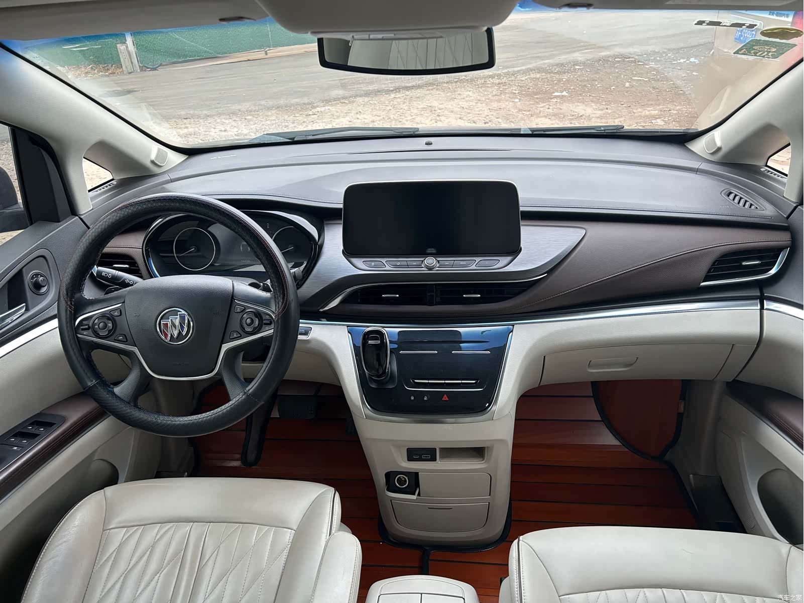 Buick GL8, 2022 8