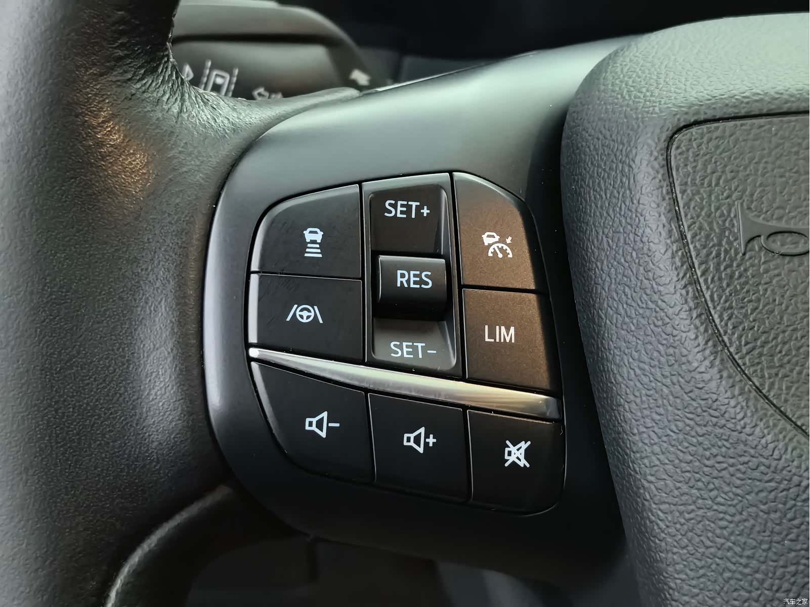 Ford Edge, 2021 23